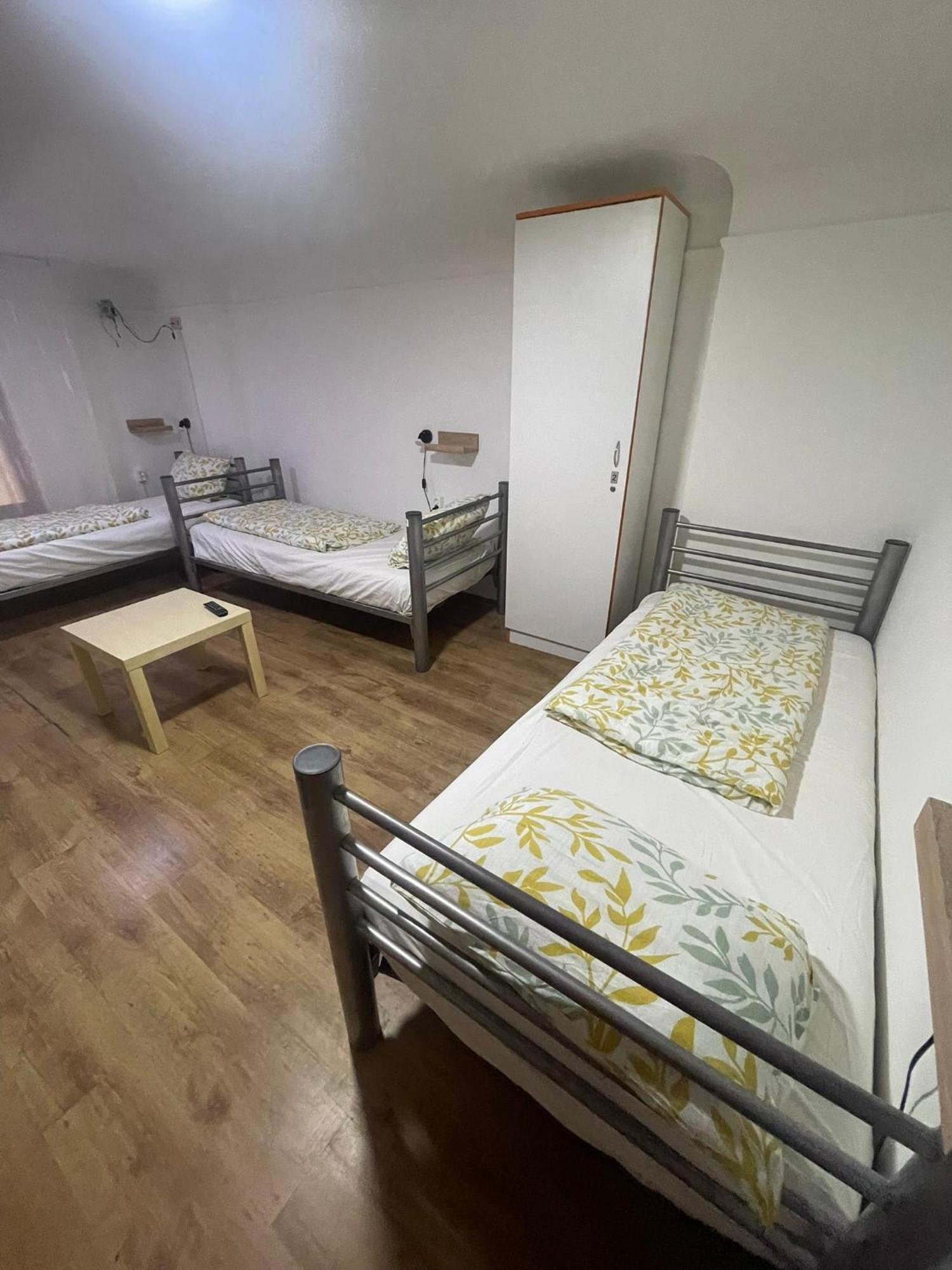 Center Hostel And Guest House Budapest Esterno foto
