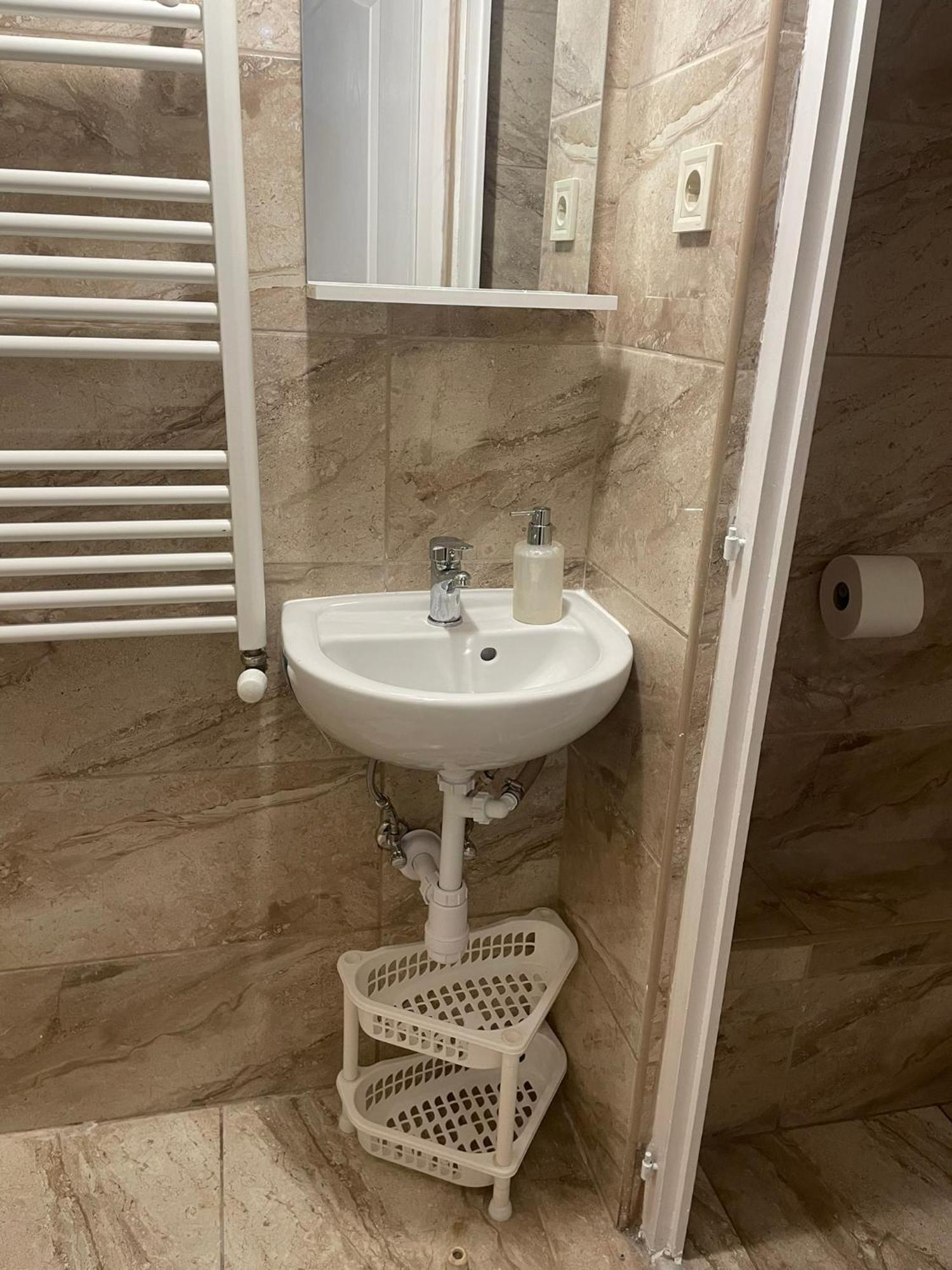 Center Hostel And Guest House Budapest Esterno foto