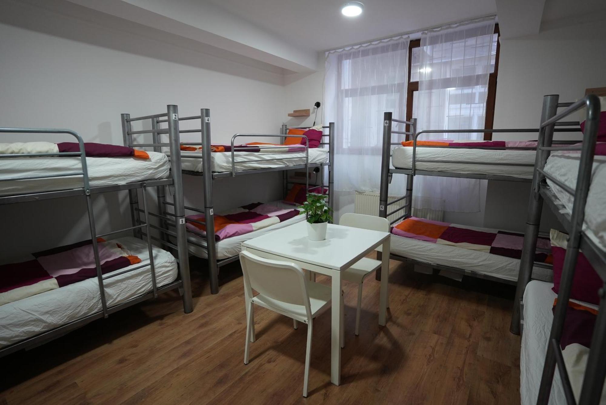 Center Hostel And Guest House Budapest Esterno foto
