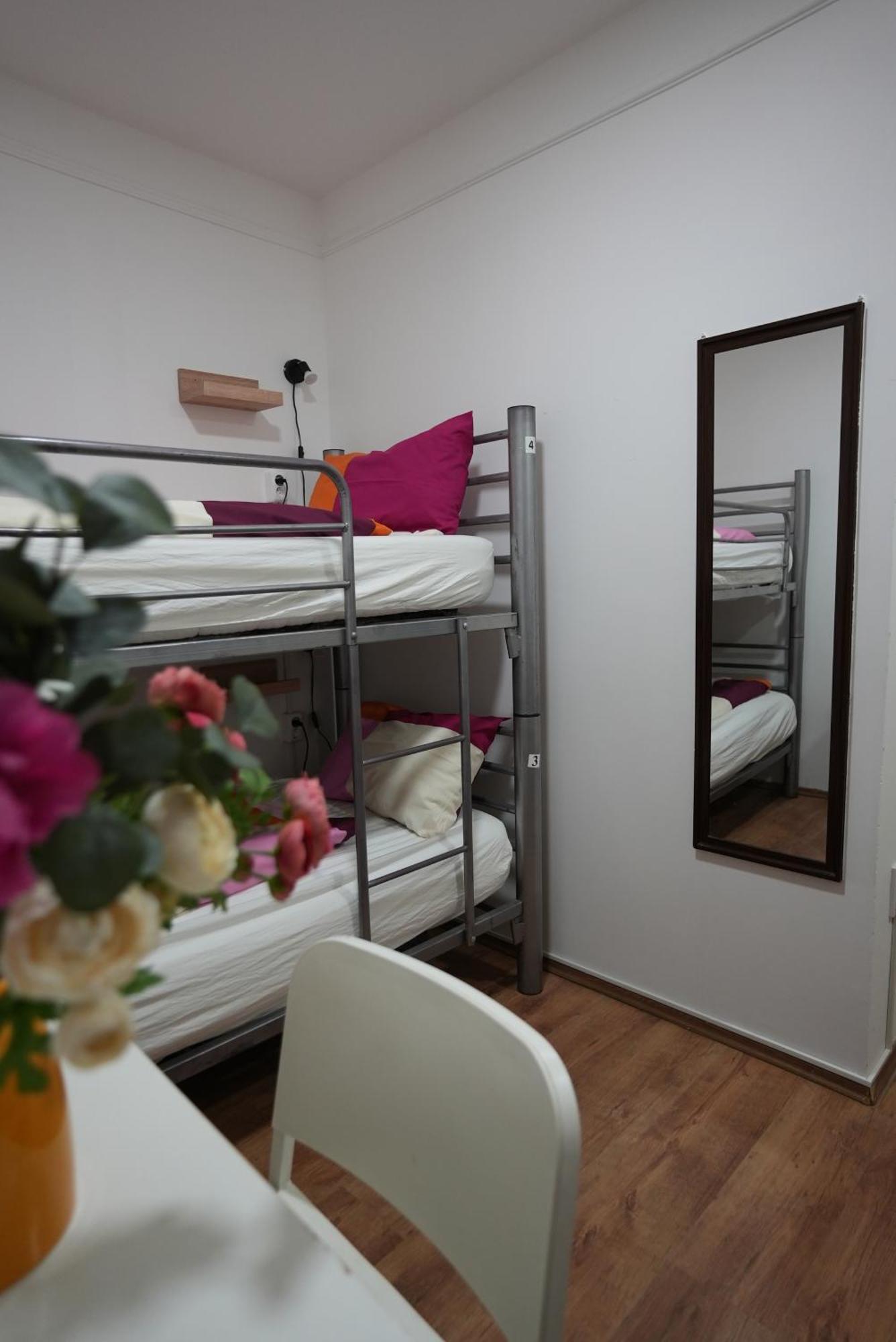 Center Hostel And Guest House Budapest Esterno foto