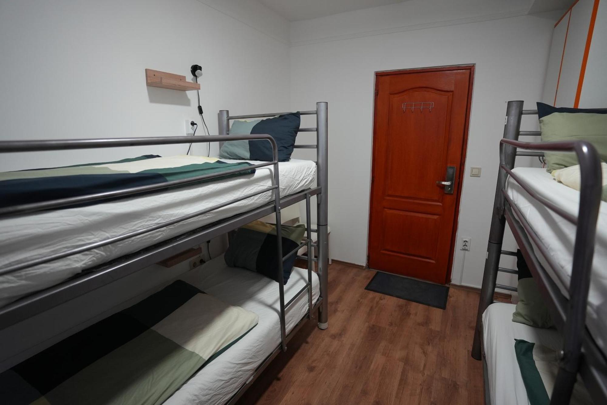 Center Hostel And Guest House Budapest Esterno foto