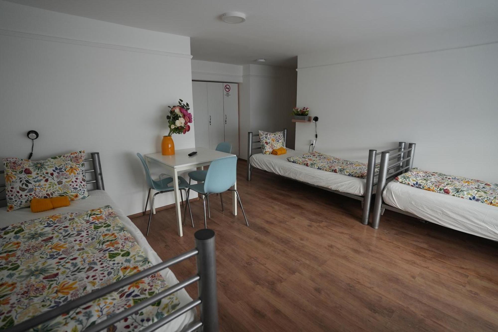 Center Hostel And Guest House Budapest Esterno foto